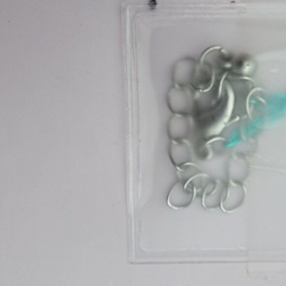 More Than Magic Girls Teal Glitter Modern Fashion Necklace T Locket One Size - Picture 3 of 5